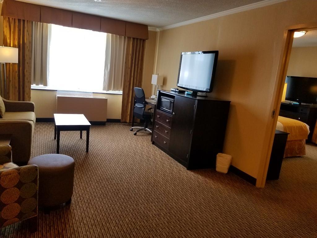 فندق Best Western Watertown/Fort Drum المظهر الخارجي الصورة