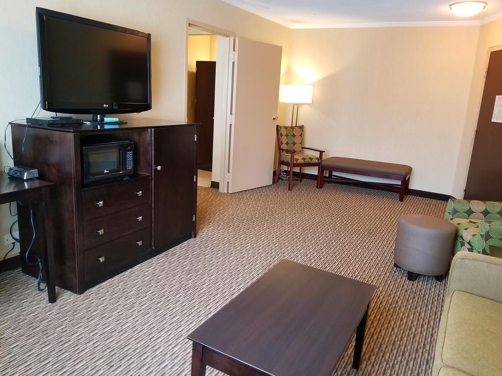 فندق Best Western Watertown/Fort Drum المظهر الخارجي الصورة